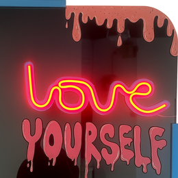 Design Wall Mirror Love Yourself