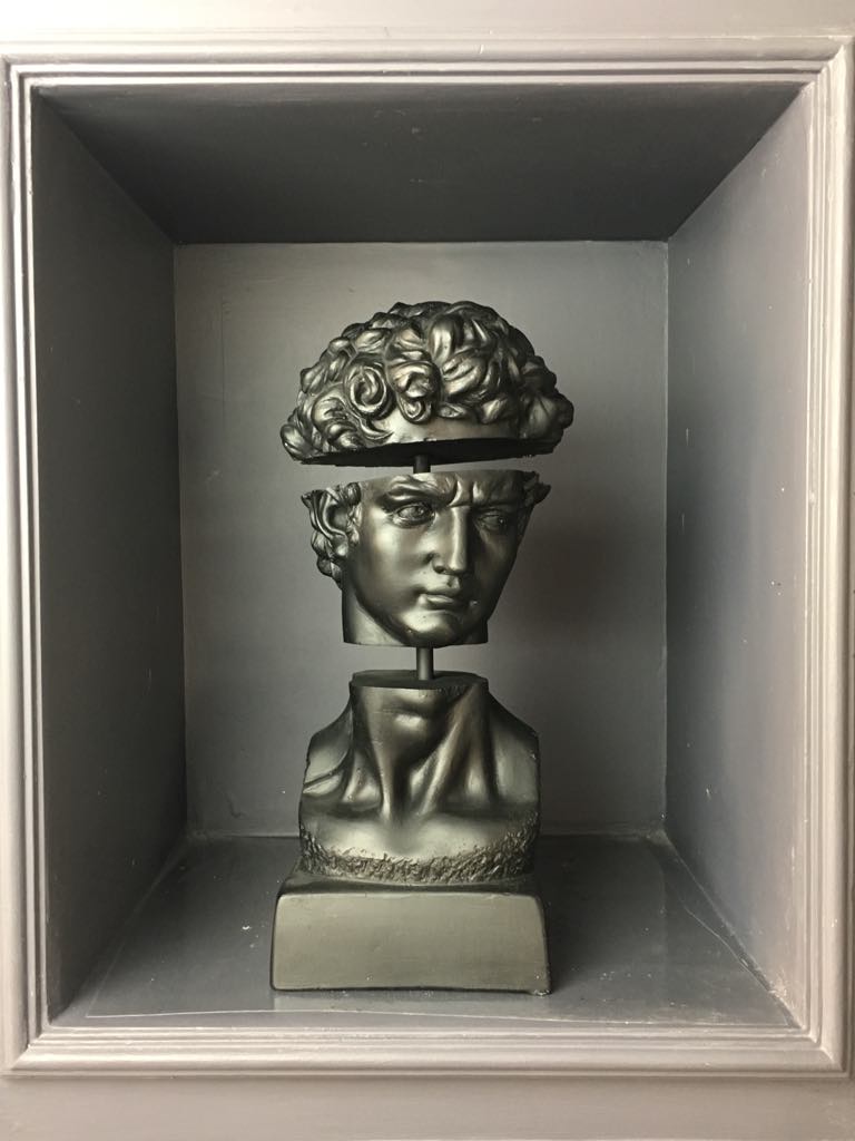 Design Bust