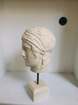 Ares