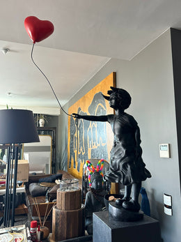 balloon girl