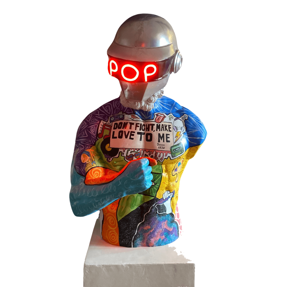 Drag&Drop transparent product image - Hercules Pop Helmet Sculpture