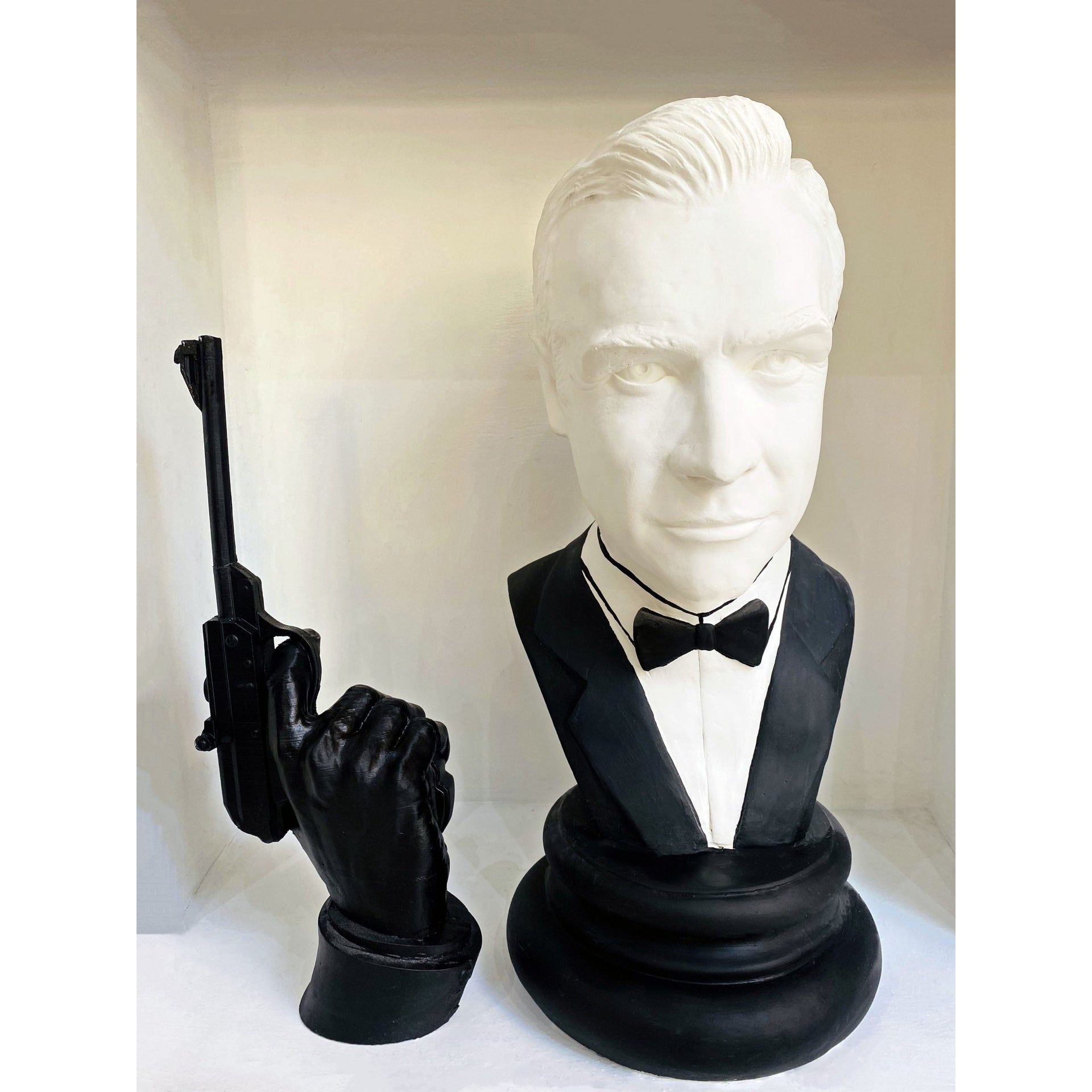 James Bond ürün görseli