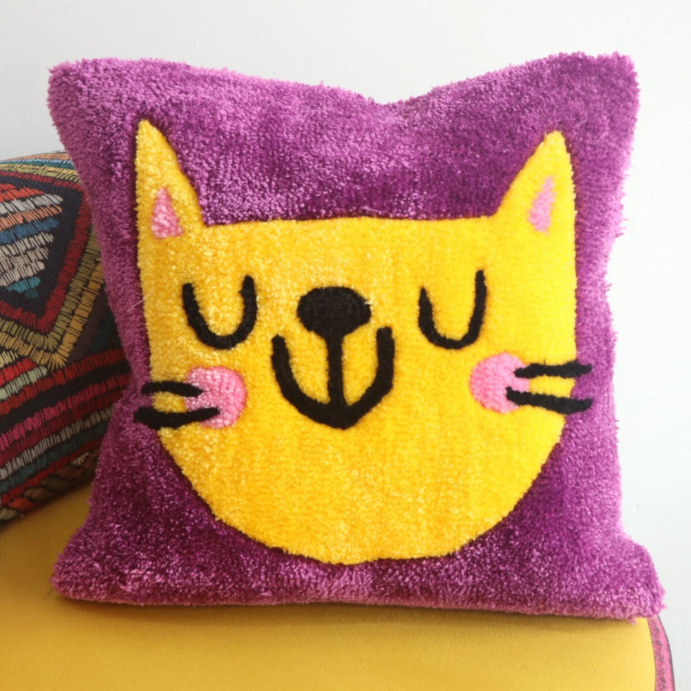 Sevimli Kedi Tufting Kırlent