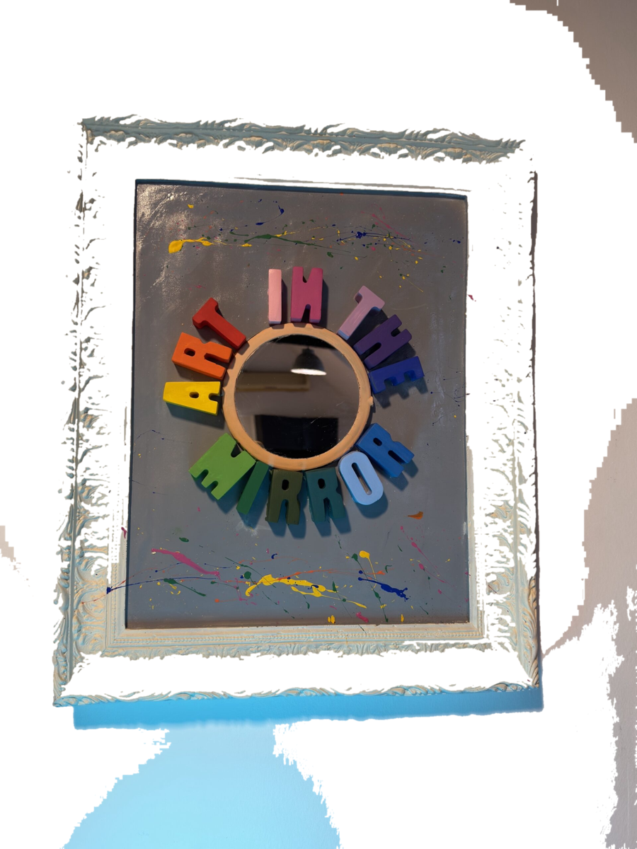 Drag&Drop transparent product image - Art İn the Mirror 2
