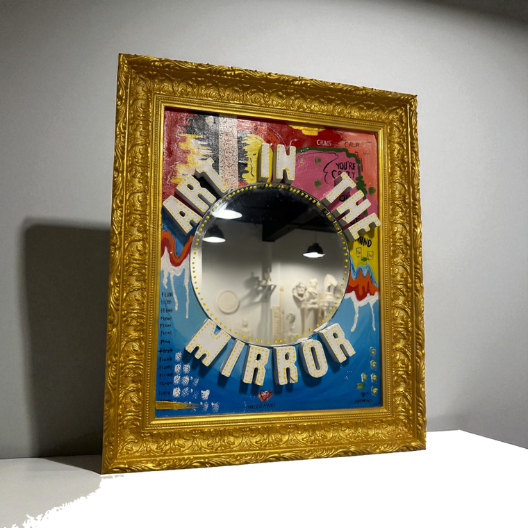 Drag&Drop transparent product image - Art in the mirror