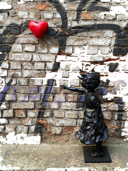 Drag&Drop transparent product image - Balloon-Girl