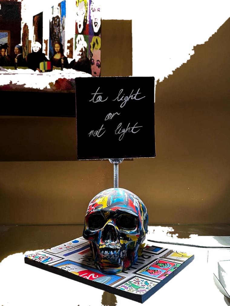 Drag&Drop transparent product image - Basquiat Abajur