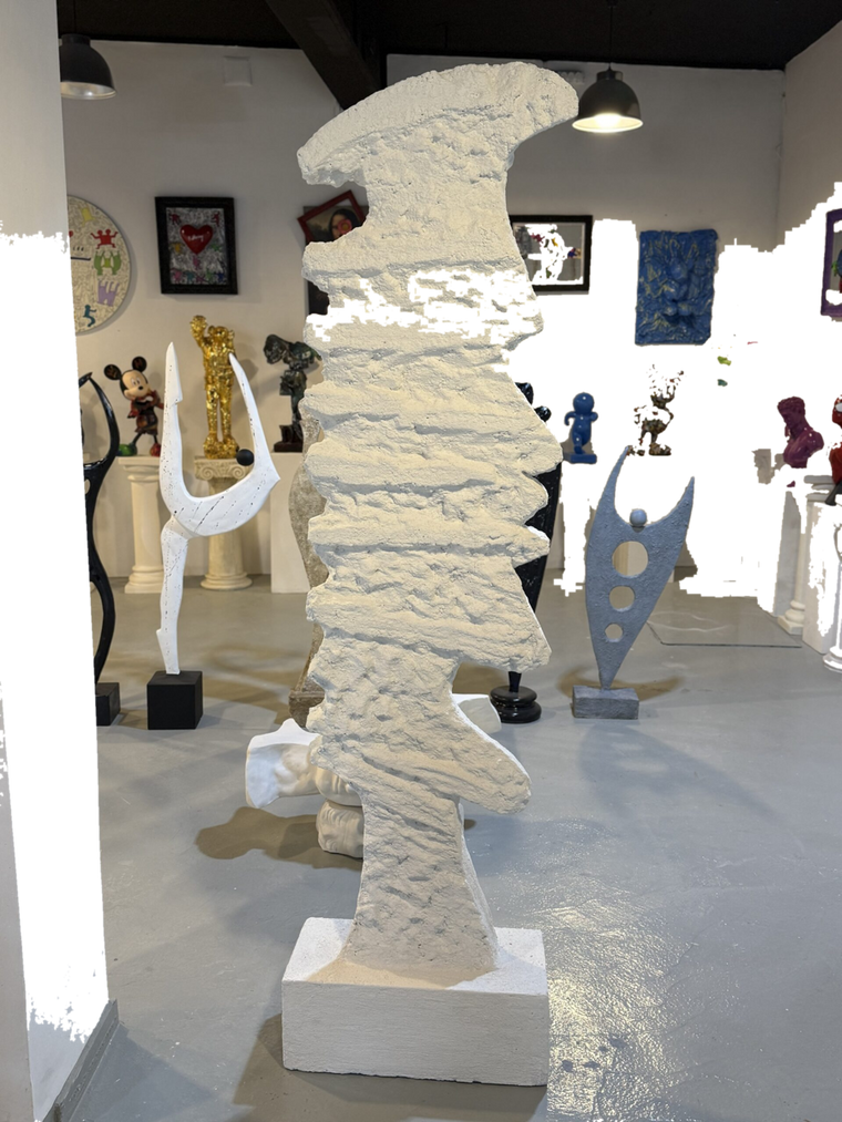 Drag&Drop transparent product image - Big Abstract Model