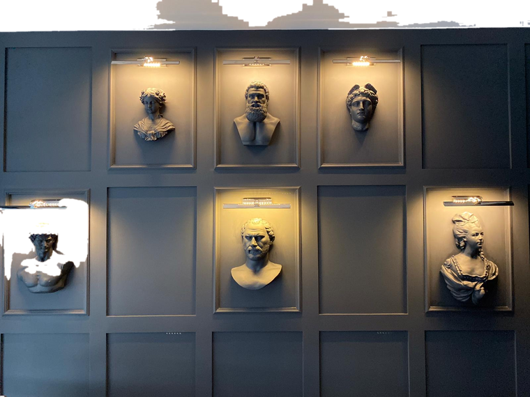Drag&Drop transparent product image - Design Wall Bust