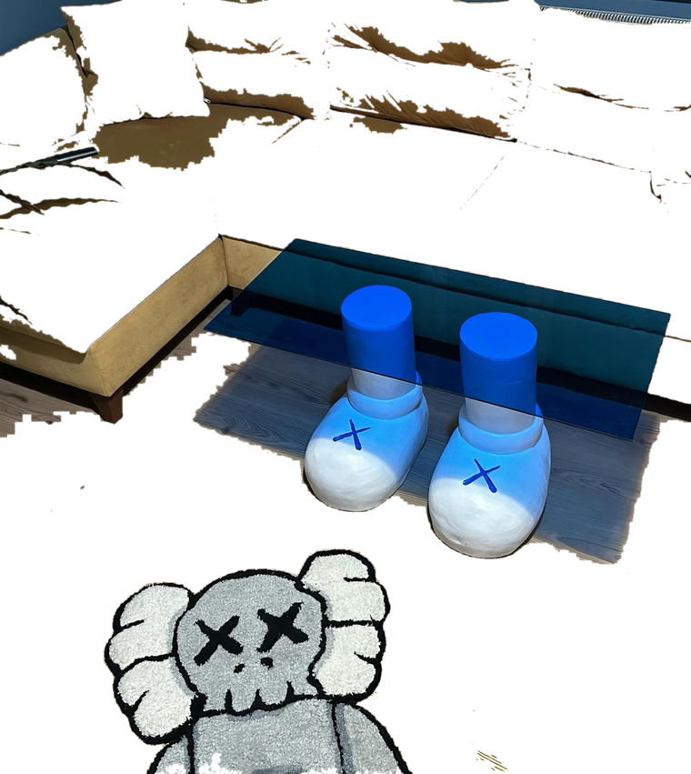 Drag&Drop transparent product image - Design Kaws Sehpa