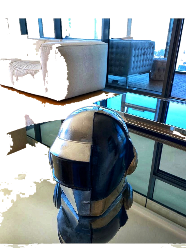 Drag&Drop transparent product image - Double Daft Punk Kask