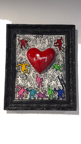 Drag&Drop transparent product image - Kate Haring - Heart Rhythm