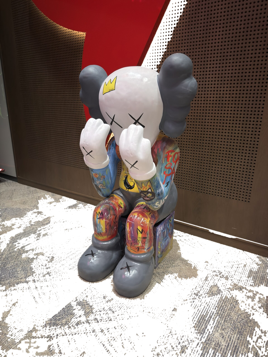 Drag&Drop transparent product image - Kaws Basquiat 3