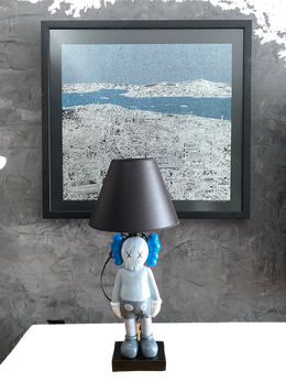 Drag&Drop transparent product image - Kaws Masa Lambası 1