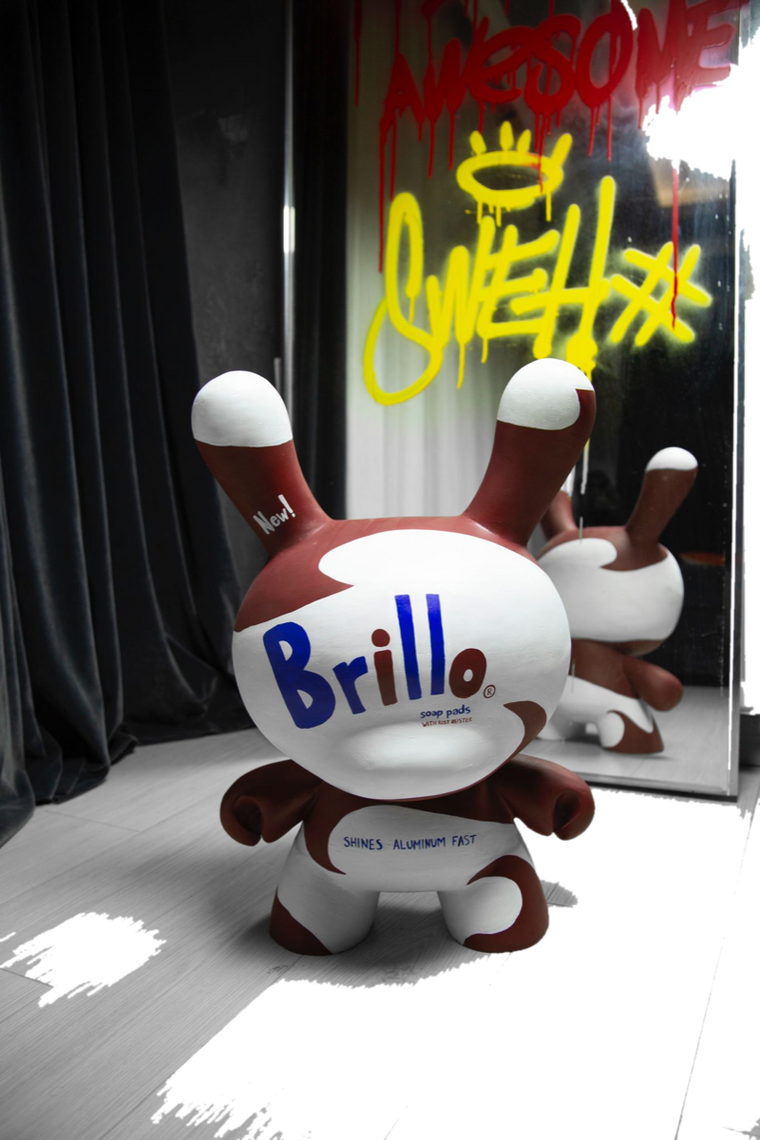 Drag&Drop transparent product image - Kidrobot - Brillo