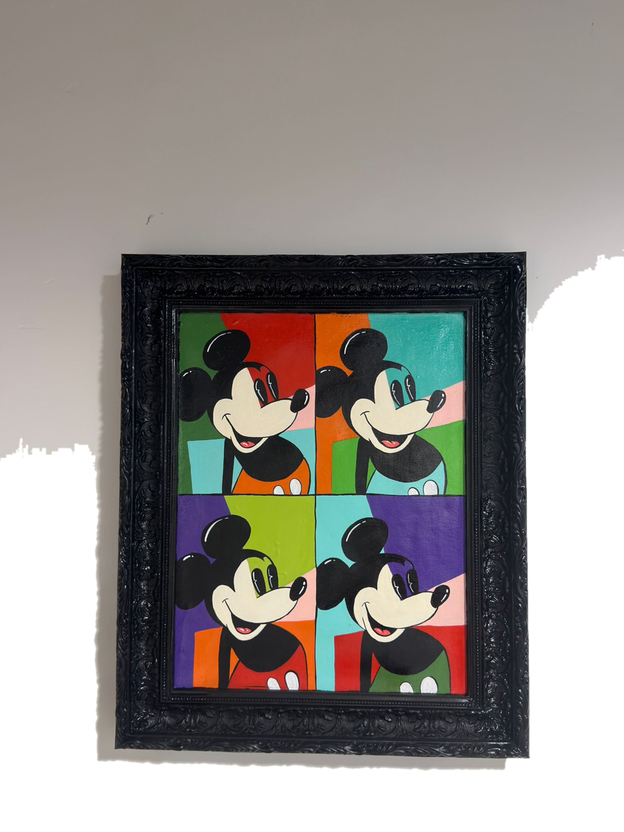 Drag&Drop transparent product image - Pop Mickey Four