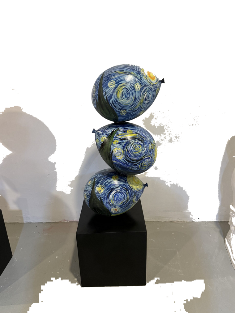 Drag&Drop transparent product image - Starry Balloons Sculpture