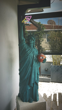 Drag&Drop transparent product image - Statue of Liberty - İce Cream